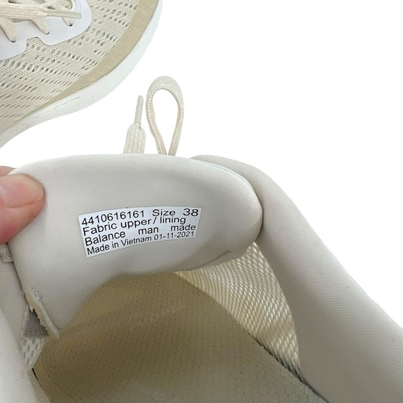 Dansko Sydney Sky Mesh Lace Up Walking Shoe in Ivory Size 38 US 7.5-8 - Picture 4 of 10